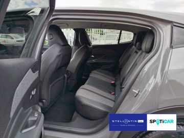 Peugeot 408 - 10