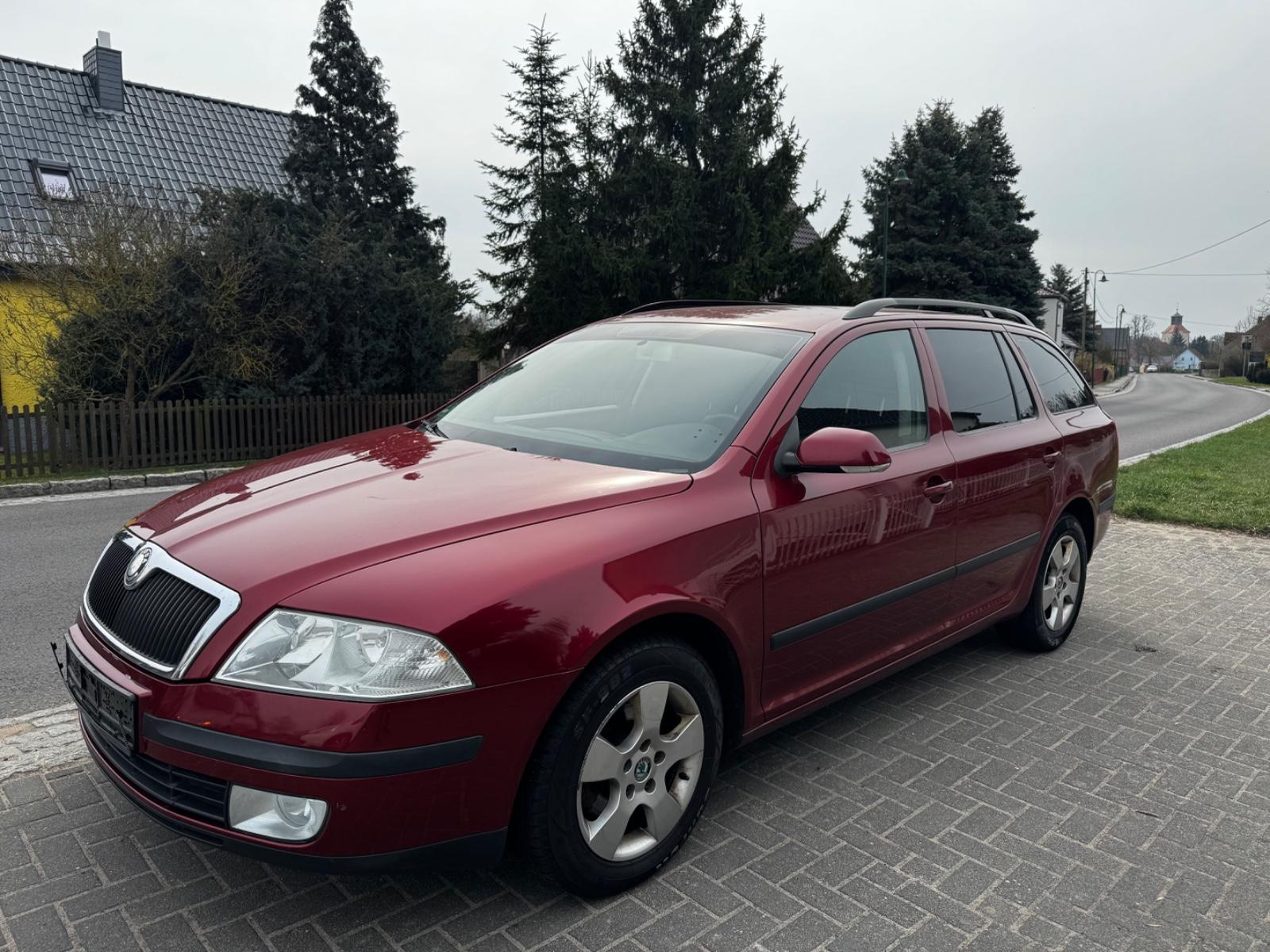 Skoda Octavia Combi 1.6 Elegance