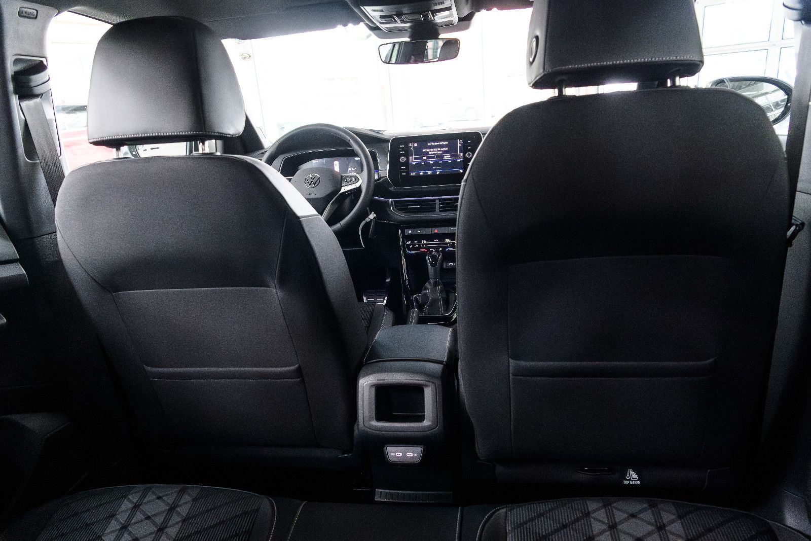 Fahrzeugabbildung Volkswagen T-Cross 1.0 TSI R-Line+DSG+Kamera+AHK+GJ-Reifen