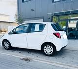 Toyota Yaris nur 43.500 km|Top Zustand|8-fach  - Toyota Yaris Gebrauchtwagen in Düsseldorf
