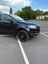 Audi Q7 3.0 TDI (DPF) quattro tiptronic - - Audi Q7 aus 2012