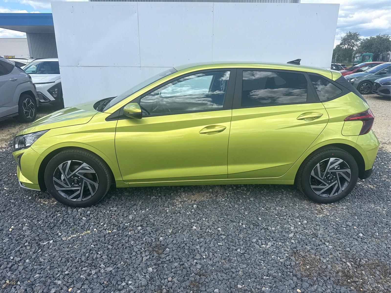 Hyundai i20 COMFORT DCT NAVI SHZ RFK ALU PDC 1.0 T-GD...