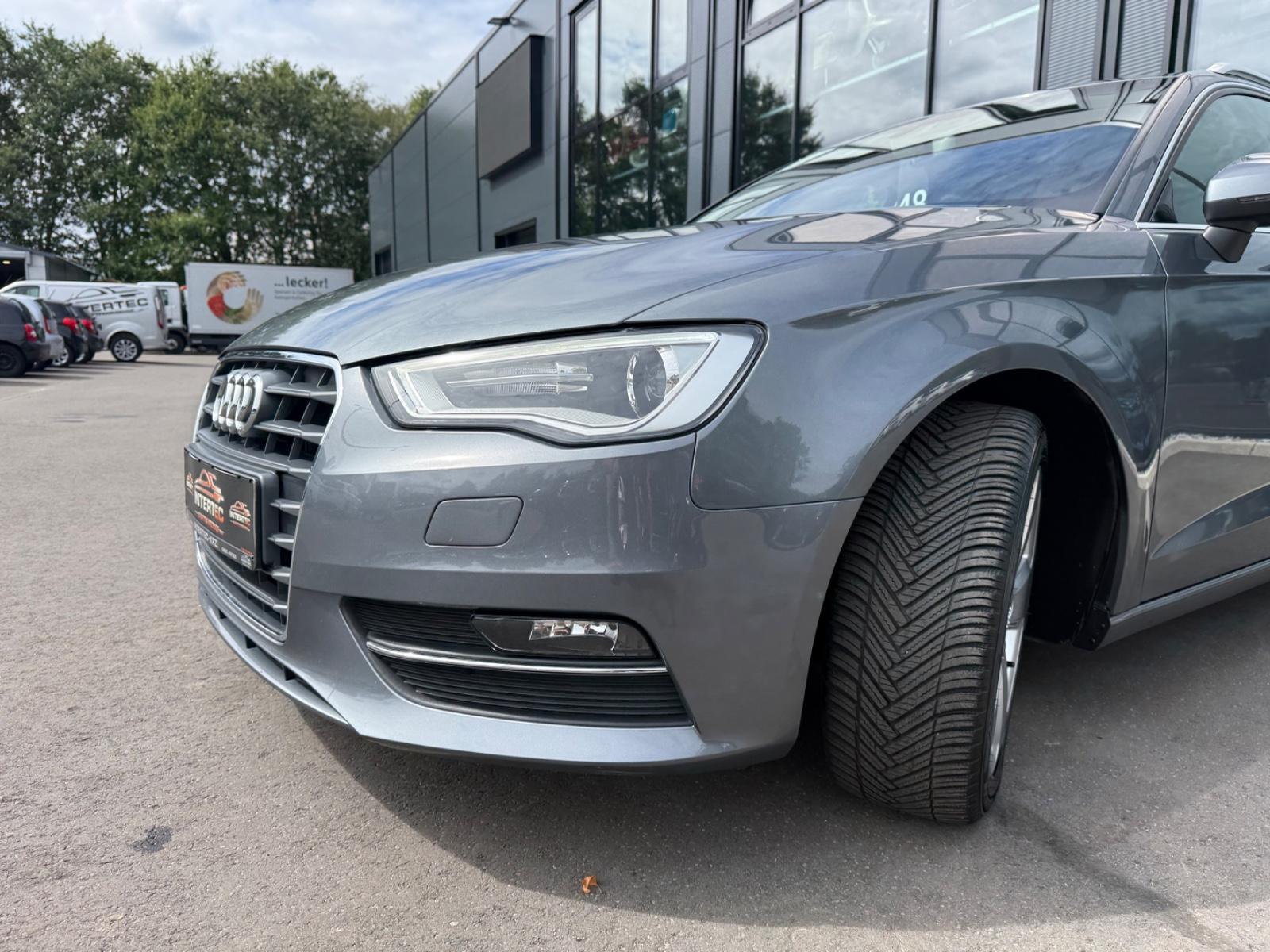 Audi A3 Sportback Sport Paket*XEN*PDC*SHZ*TEMP*HU NEU