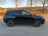Jeep Compass 1.6 Longitude FWD - Jeep Compass Longitude mit Diesel-Antrieb