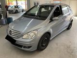 Mercedes-Benz B 200 Turbo AUTOMATIK SCHECKHEFT KLIMA AHK CD - gebrauchte Mercedes-Benz B 200 aus dem Jahr 2005