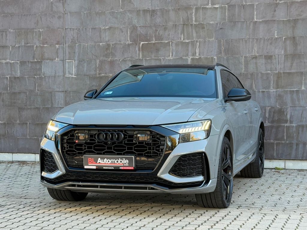 Image of Audi RSQ8