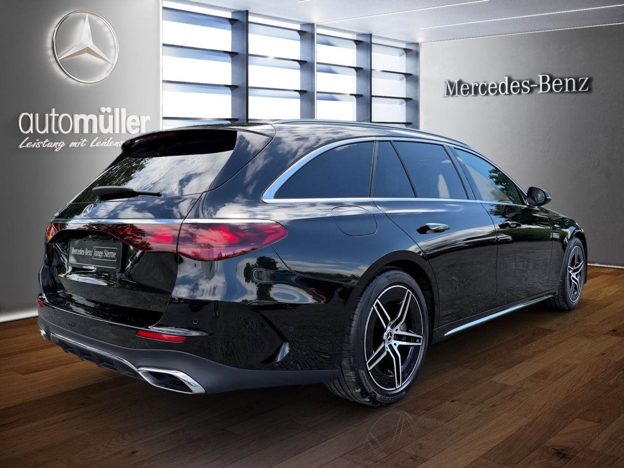 Fahrzeugabbildung Mercedes-Benz E 300 e T Hybrid AMG+AHK+4D BURM+DISTR+TOTW+KEYL