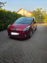 Peugeot 5008 2.0 Platinum HDi FAP 165 Automatik Platinum - Peugeot 5008: Platinum