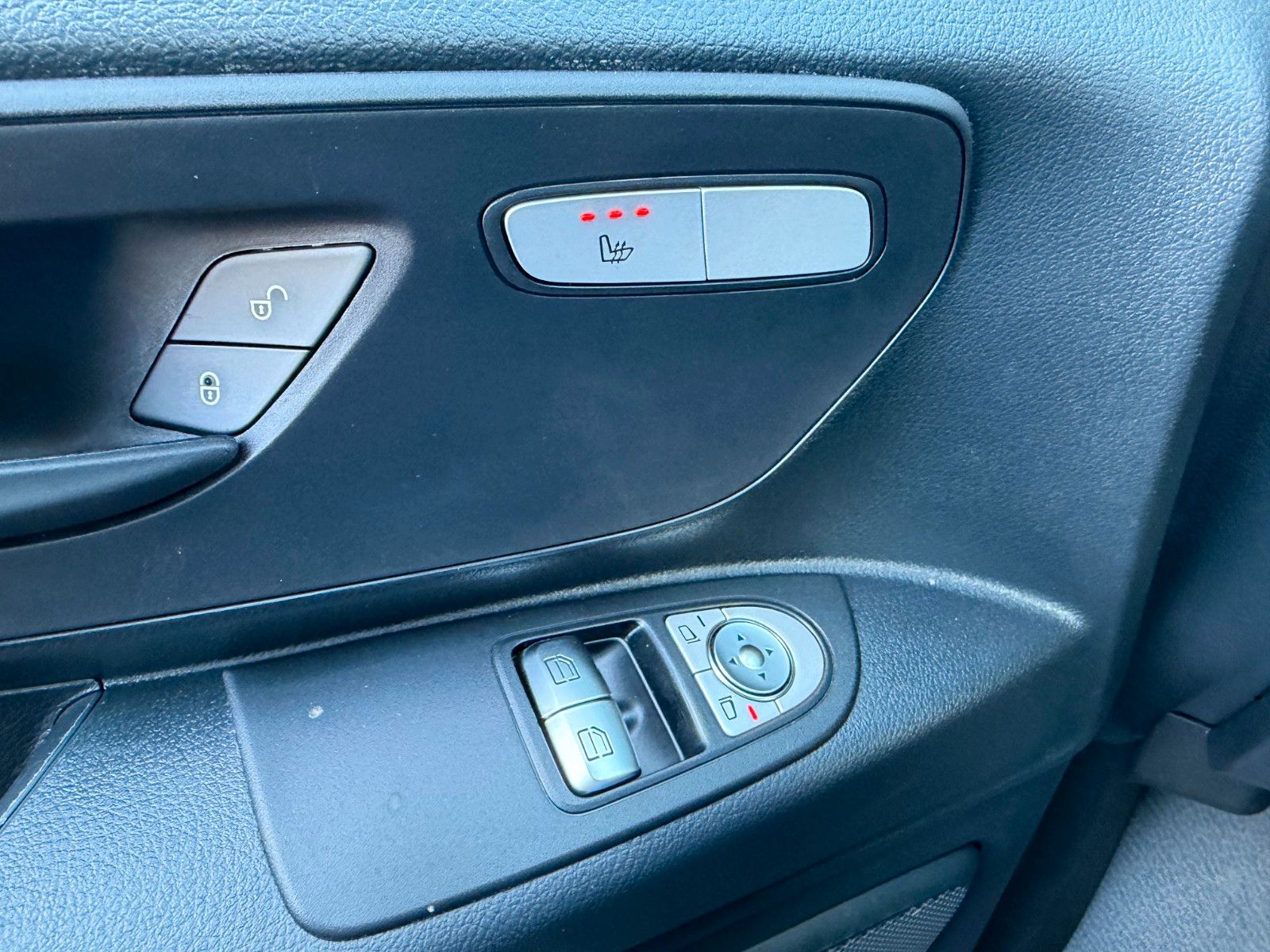 Fahrzeugabbildung Mercedes-Benz Vito 116 CDI 9G Extral Klima Kamera SHZ