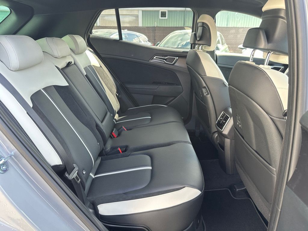 Fahrzeugabbildung Kia SPORTAGE 1.6T HEV AWD GTL SD DRIVE SOUND