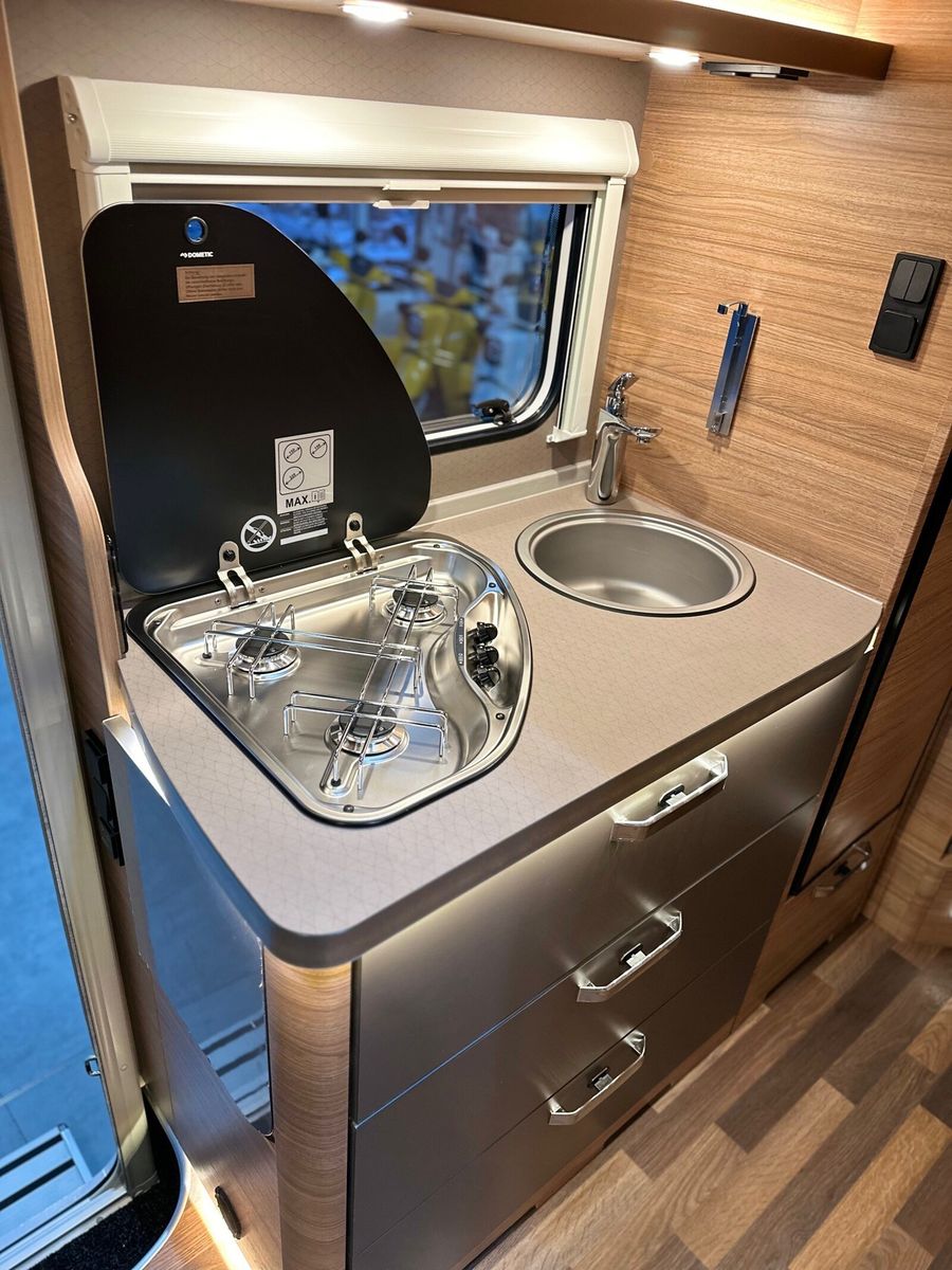 Fahrzeugabbildung Weinsberg CaraCompact MB EDITION PEPPER 640 MEG AKTION