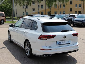 Volkswagen Golf VIII Variant 1.5 TSI R-line LED NAVI