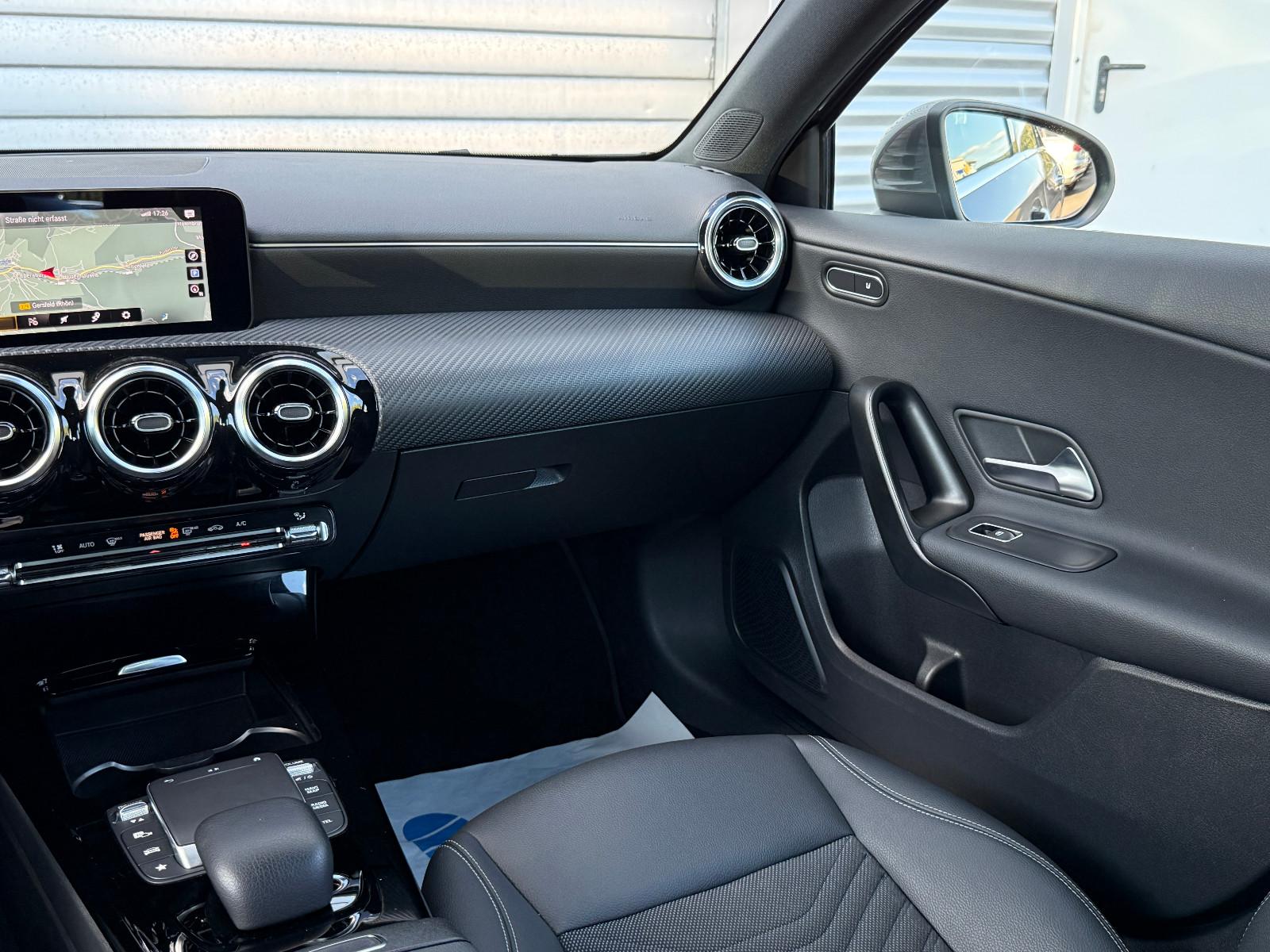 Mercedes-Benz A-Class d Advanced Aut LED SHZ Navi Kamera T-Leder, миниатюра 21
