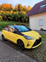 Toyota Yaris 1,5-l-VVT-i Hybrid CVT Panorama Glasdach - Toyota Yaris mit Panoramadach