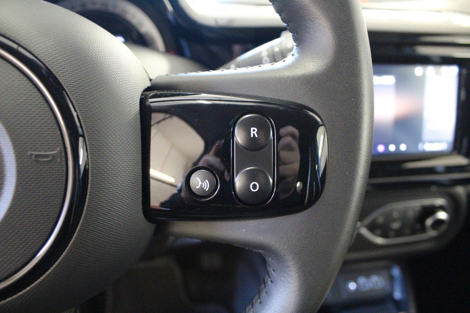 Fahrzeugabbildung Renault Twingo SCe 65 Urban Night *Easy Link*Sitzheizun*