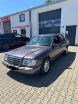 Mercedes-Benz E 250 DIESEL  Klima TÜV NEU H-Zulassung  - Mercedes-Benz E 250 aus 1995