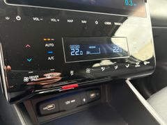 Fahrzeugabbildung Hyundai Tucson Prime Hybrid 2WD Pano Leder 4xSitzh 360*