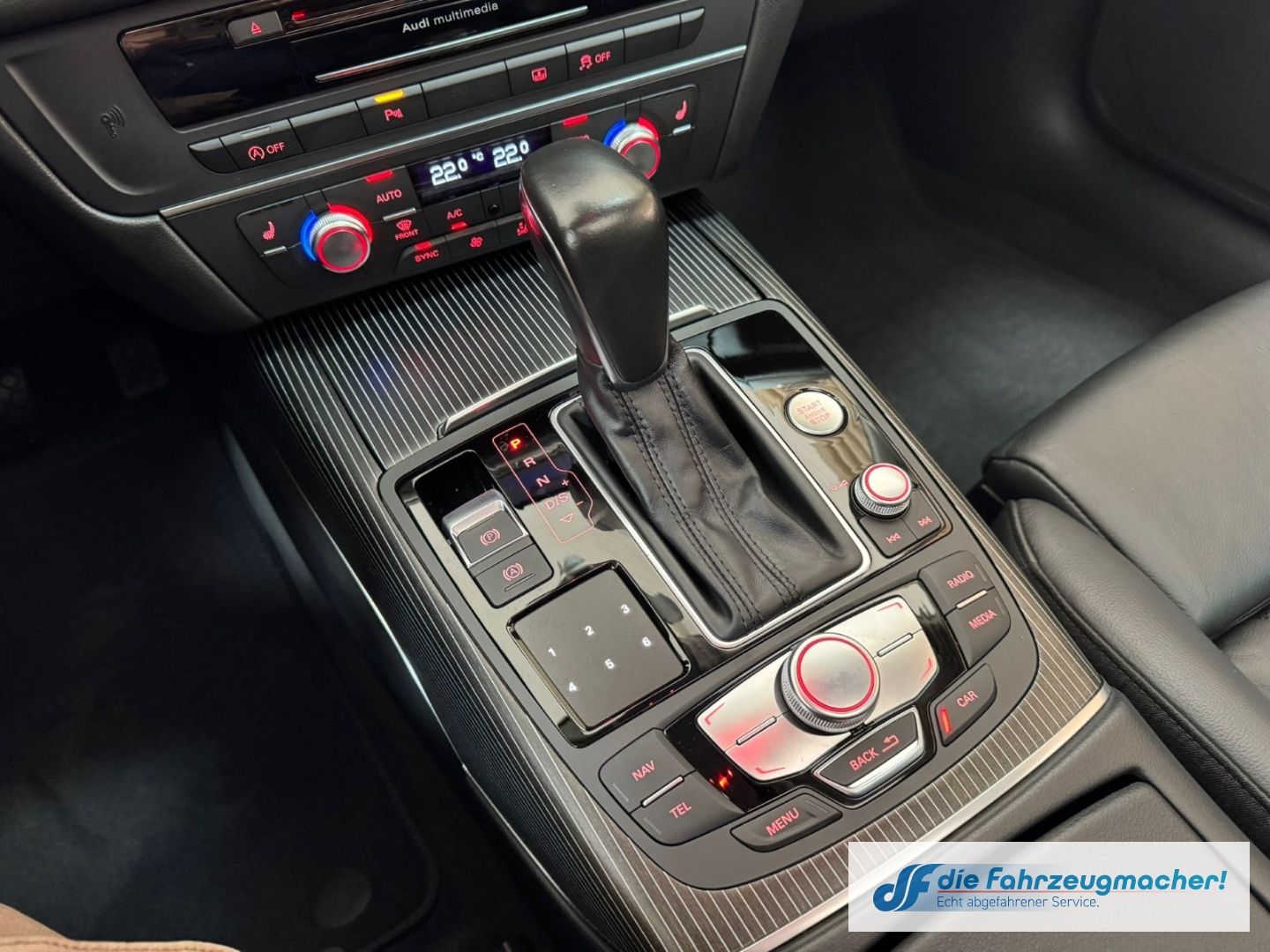 Fahrzeugabbildung Audi A6 3.0 TDI quattro S line Sportpaket HUD Luftfed
