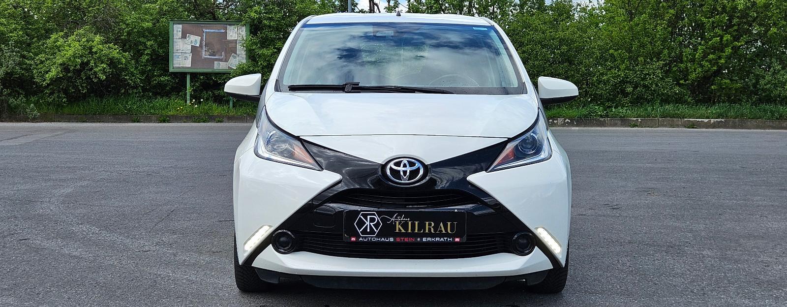 Toyota Aygo Edition Automatik Touch Navi Schaltwippen