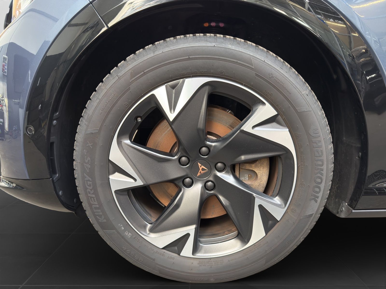 Cupra Tavascan - Bild 8
