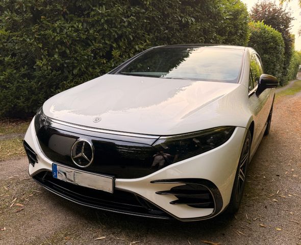 MERCEDES-BENZ EQS 450+  AMG Pano Junge Sterne Garantie