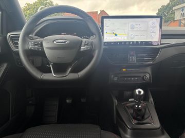 Ford Focus Turnier 1.0 ST-Line NaviAHK