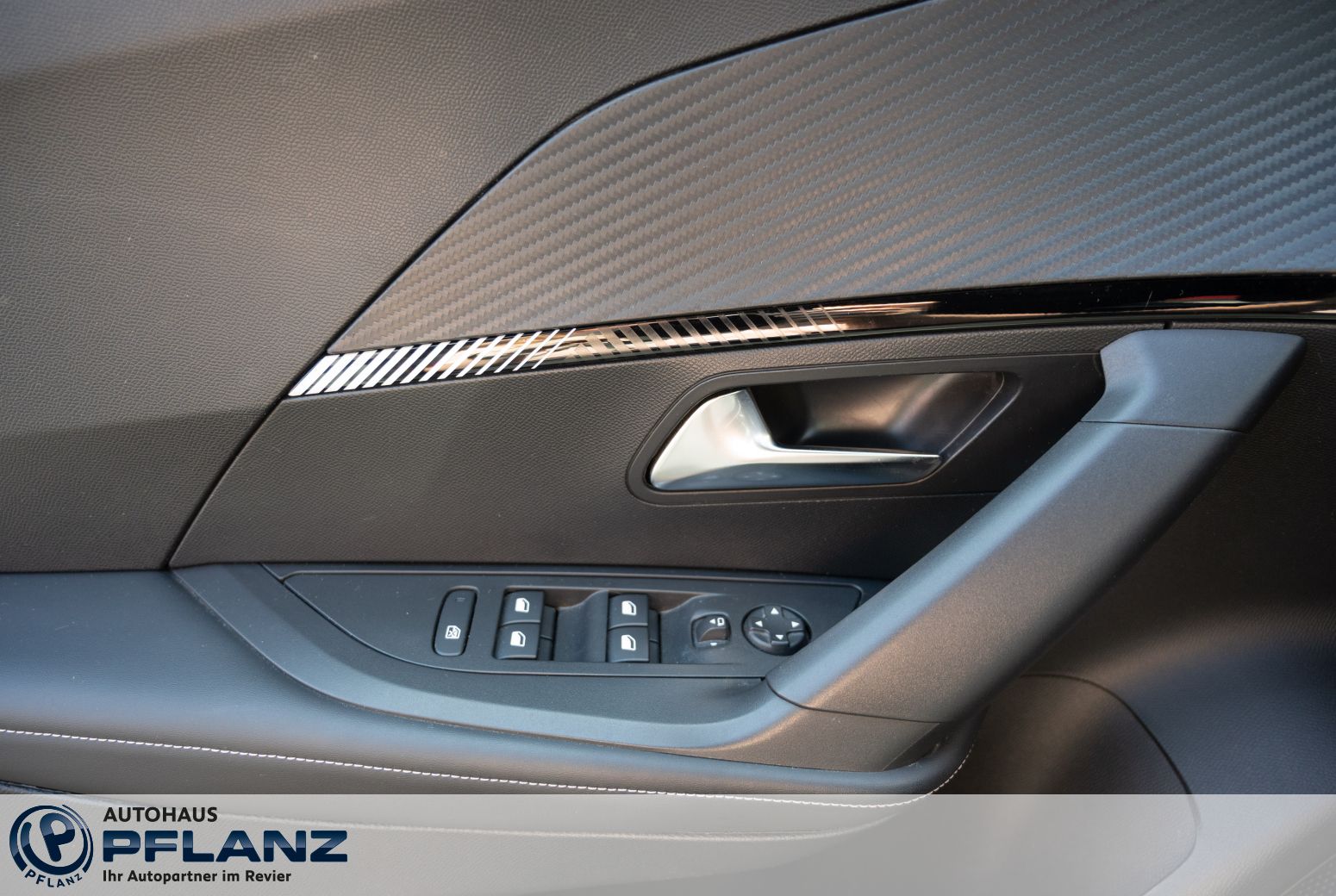 Peugeot 2008 - Bild 12