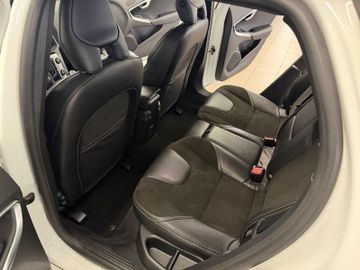 Volvo V40 - 11