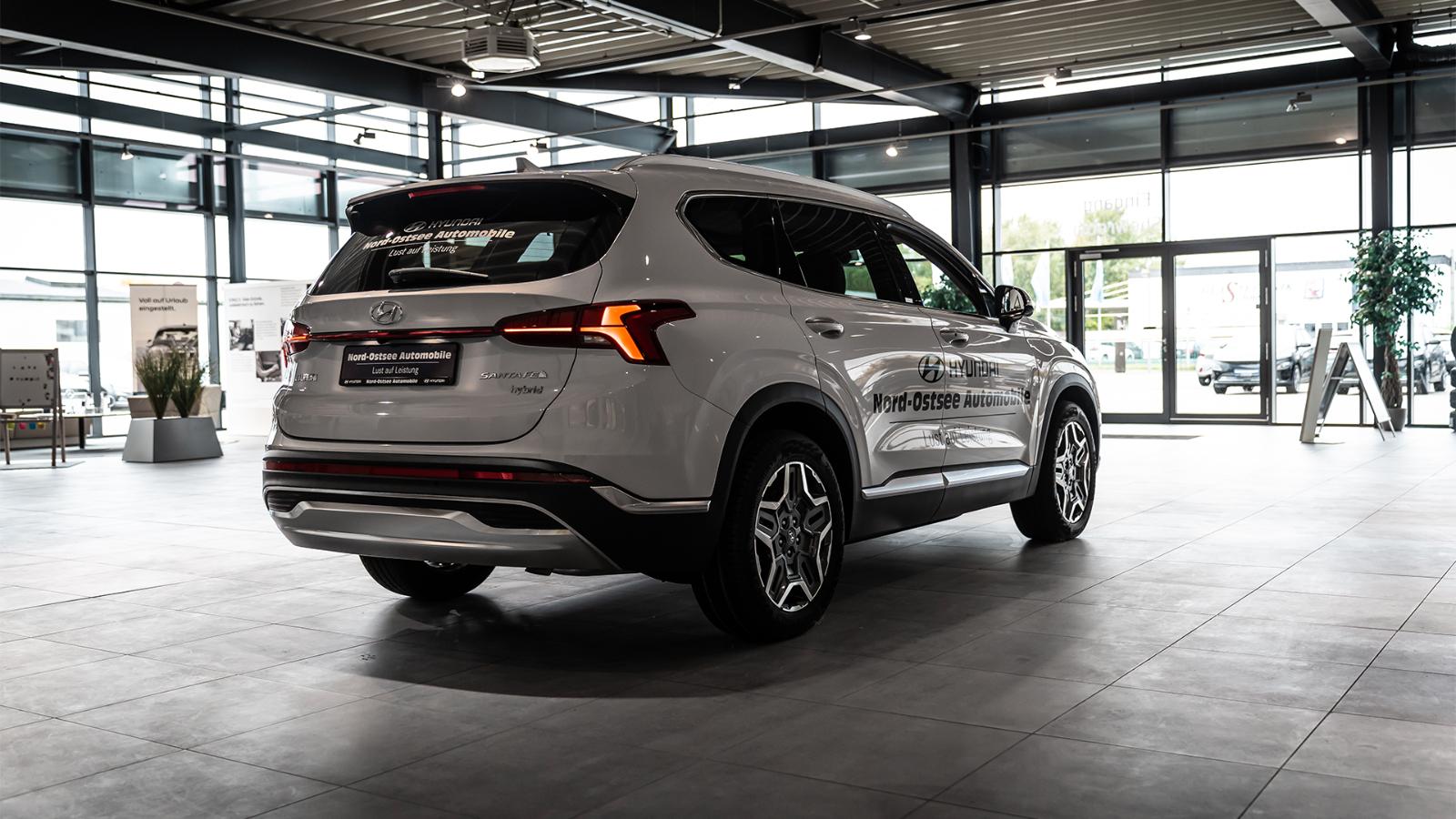 showroom-image-bottom