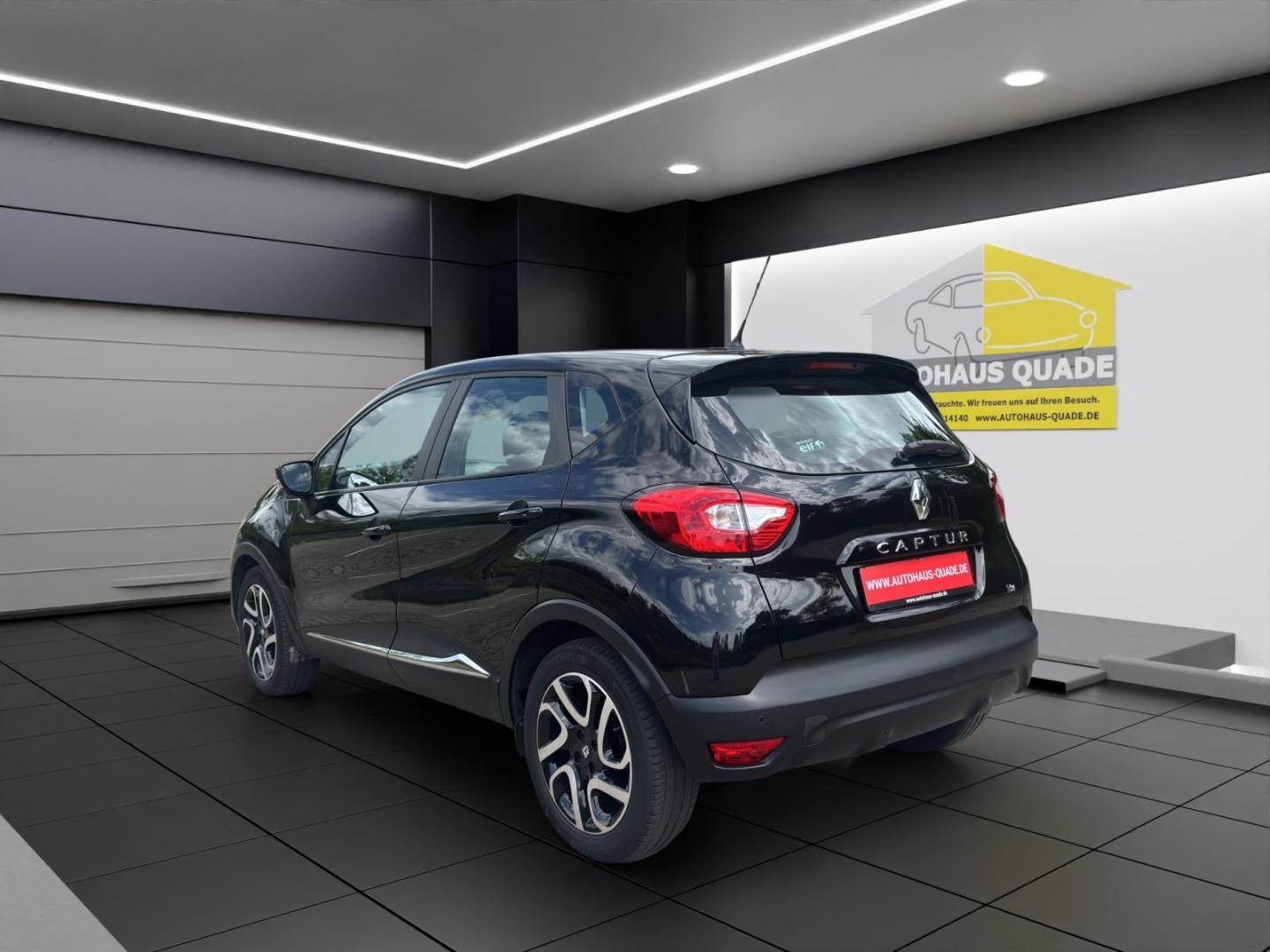 Renault Captur AUTOMATIC Navi Klimaautom  1. Hand Servic