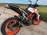 KTM Duke 390 - KTM DUKE 390