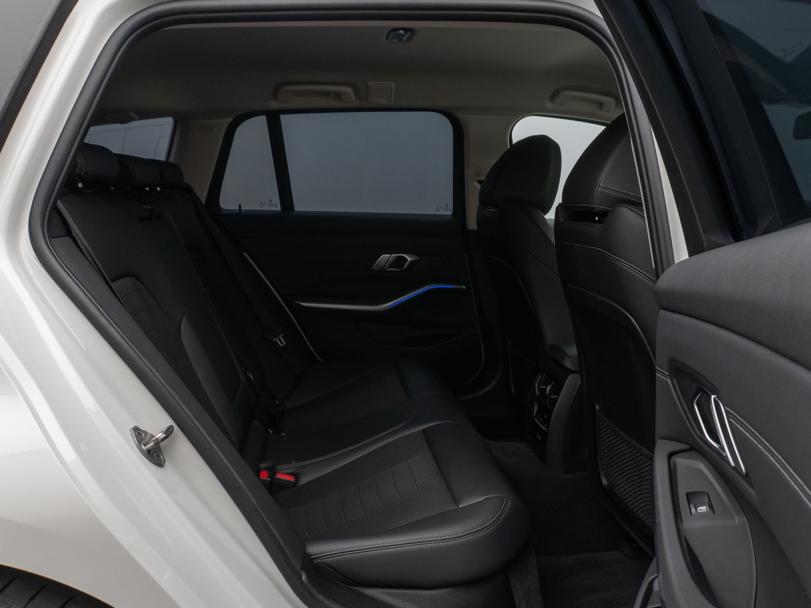 Fahrzeugabbildung BMW 320d SportLine DAB PDC Geschwindigkeitsreg Sport