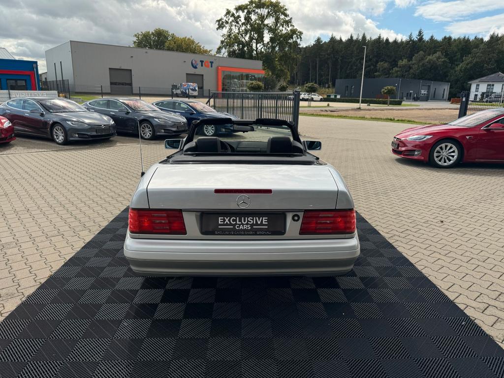 Mercedes-Benz SL 320