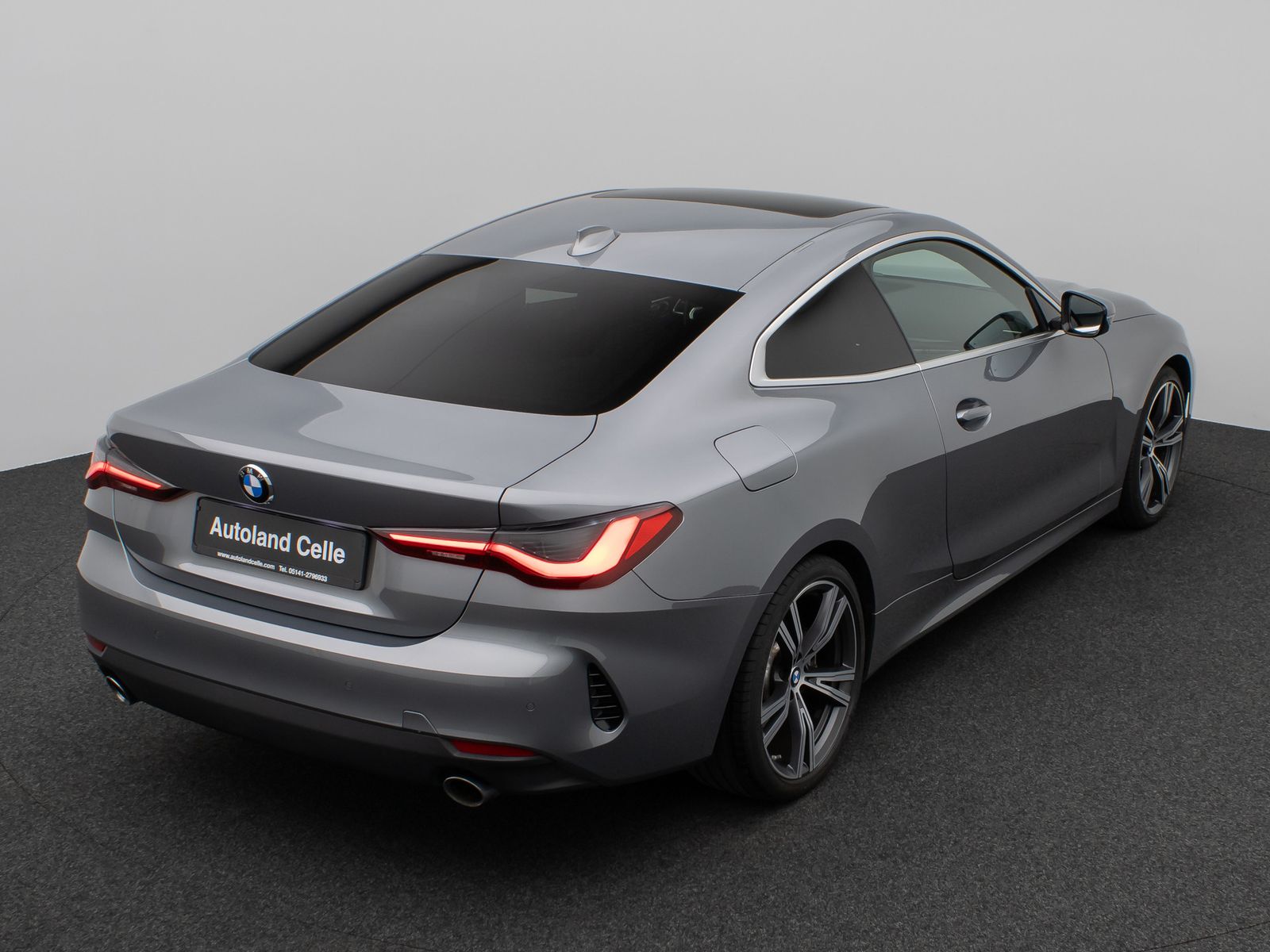 Fahrzeugabbildung BMW 430d xD Coupé Glasdach Laser DAB HiFi Komfort 19