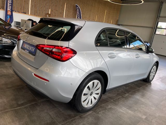 Mercedes-Benz A 200 A -Klasse *NAVI*PDC*SPURASSIST*TEMPOMAT*