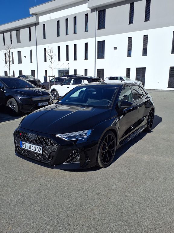 Image of Audi RS3