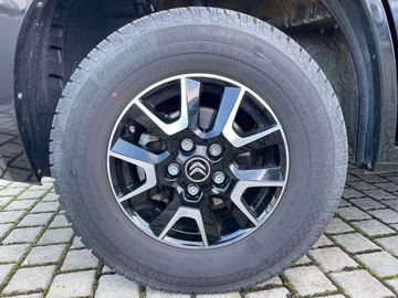 Carado V 337 PRO TV MARKISE KLIMAAUTOMATIK Navi Kamera