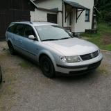 Volkswagen VW Passat abzugeben - Volkswagen Passat aus 1998: Kombi
