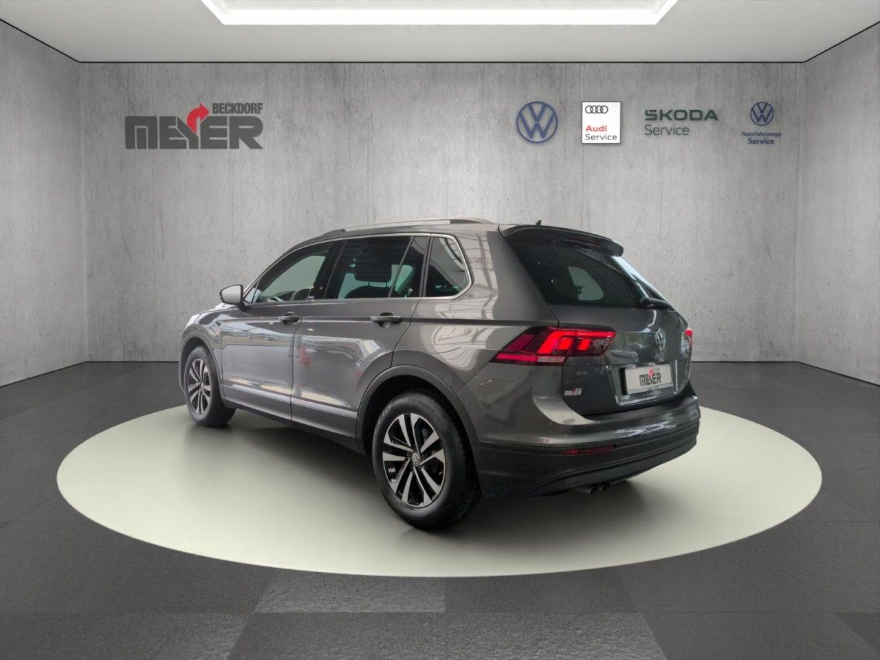 Tiguan IQ.DRIVE 1.5 TSI Klima Navi Einparkhilfe