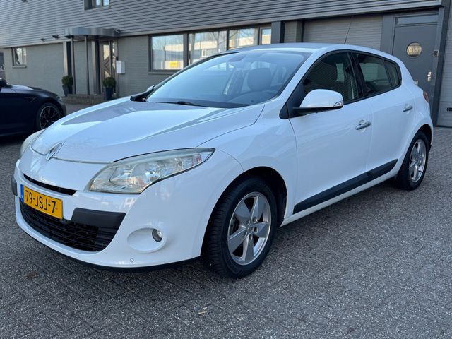 Renault Megane 1.6 Sélection Business Sport