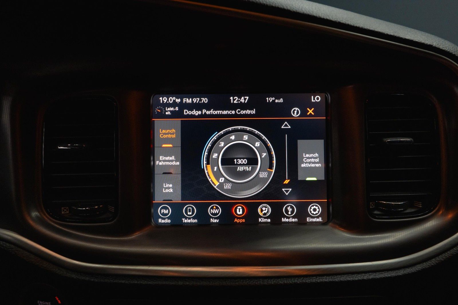 Fahrzeugabbildung Dodge Charger 5.7 V8 HEMI R/T KONG Night Performance
