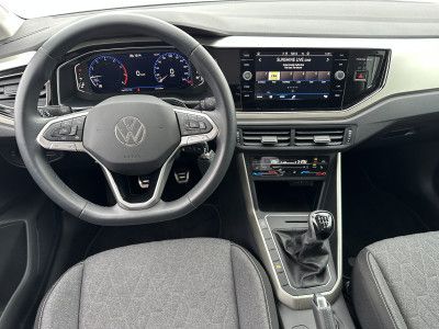 Fahrzeugabbildung Volkswagen Polo 5-Türer 1.0 TSI Move LED+CARPLAY+VCOCKPIT