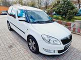 Skoda Roomster Fresh 1.6 TDI Sitzheizung Tempomat PDC - Skoda Roomster mit Diesel-Antrieb: 1.6