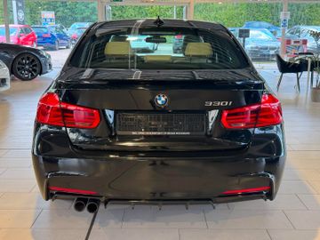 BMW 330 - 6
