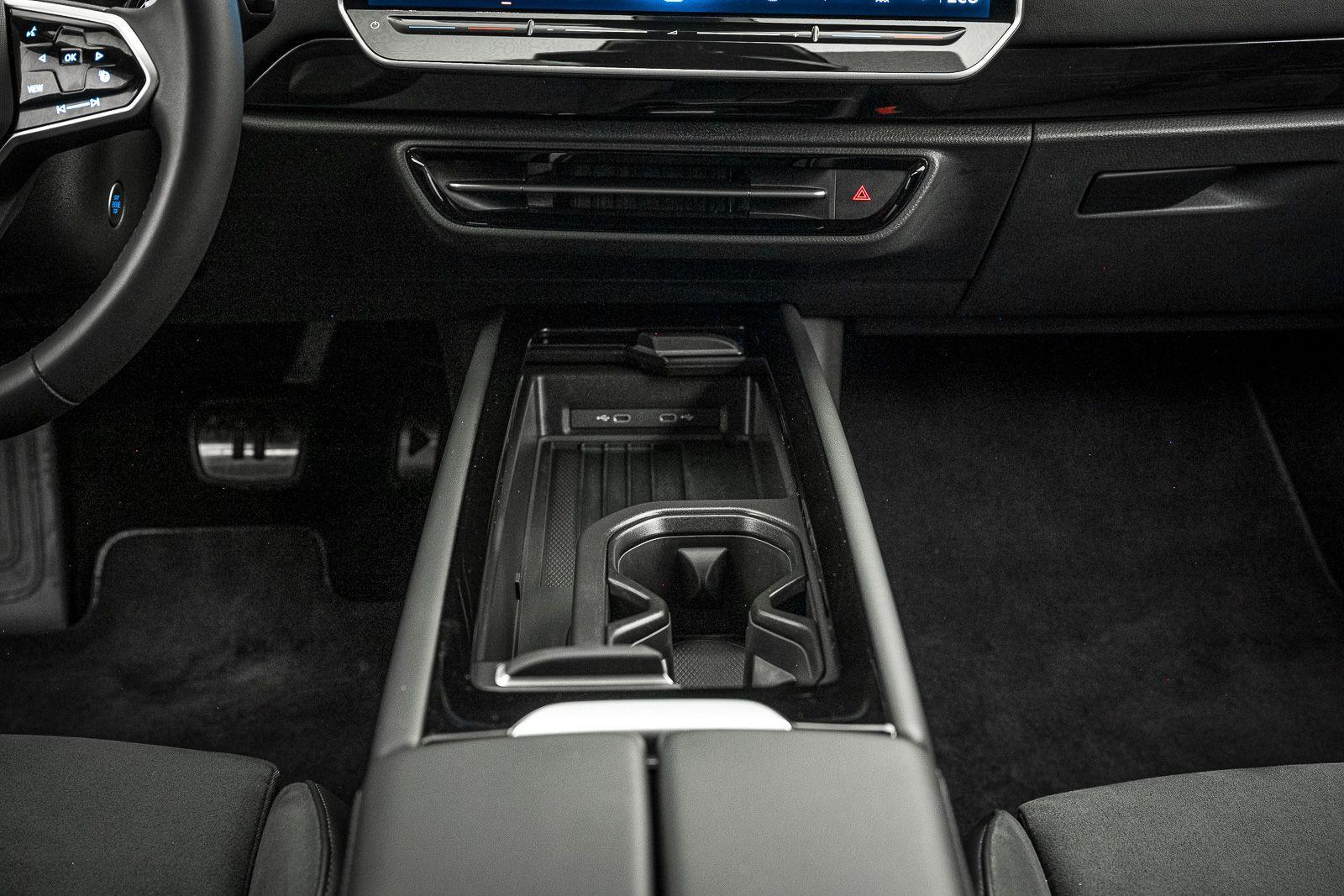 Volkswagen ID.7 Pro*ASG*WÄRMEPUMPE*360°*STHZG*MEMORY*HUD*MA