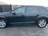 Audi Q7 55 TFSI quattro tiptronic S line S line - Audi Q7 mit Benzin-Antrieb: Line