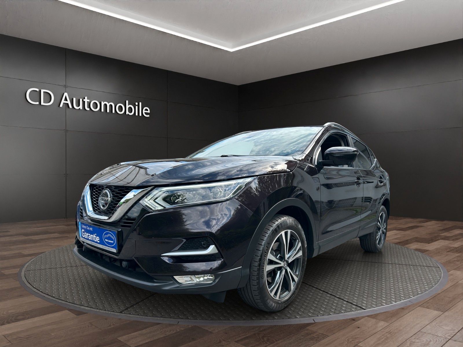 Fahrzeugabbildung Nissan Qashqai Tekna+ Klima/Kamara 360°/Panorama