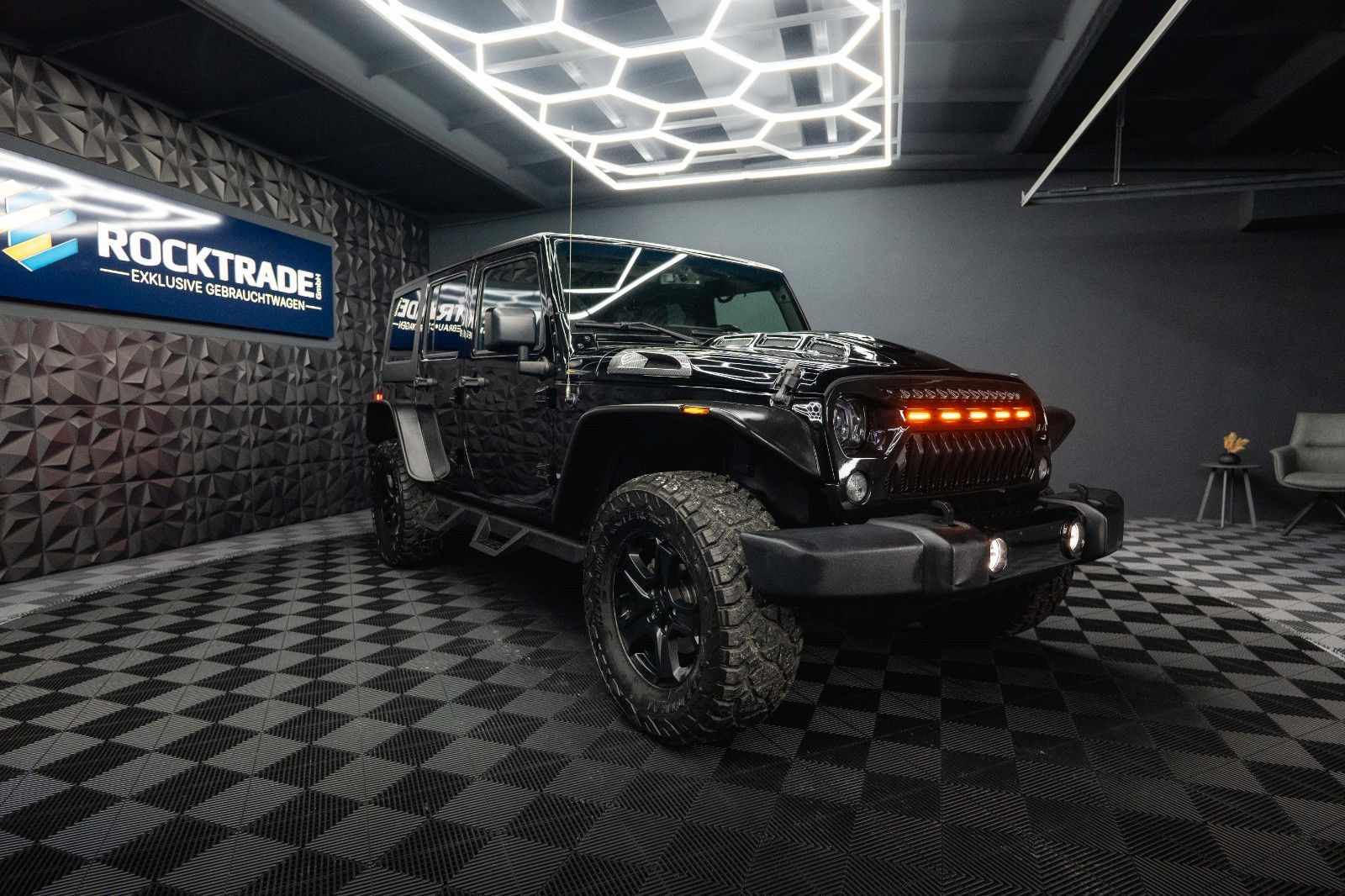 Fahrzeugabbildung Jeep Wrangler 3.6 V6 UNLIMITED SPORT OFFROAD 4x4 LED
