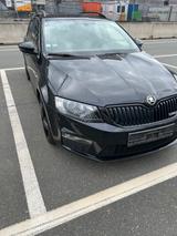 Skoda Octavia 2.0 TSI RS Combi RS - Skoda Octavia Gebrauchtwagen in Nürnberg