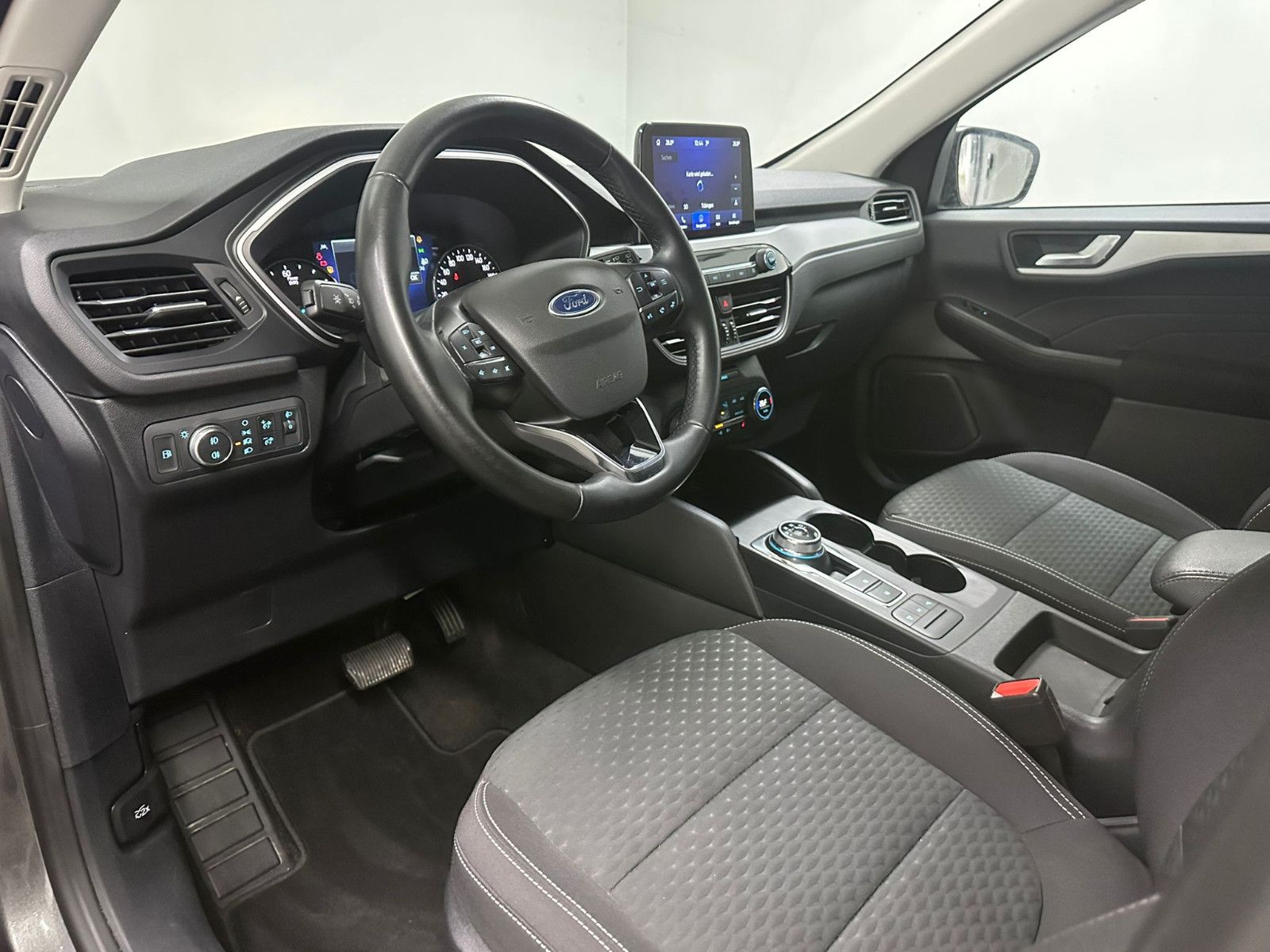 Fahrzeugabbildung Ford Kuga 2.5 Duratec PHEV Cool & Connect CVT*NAVI*